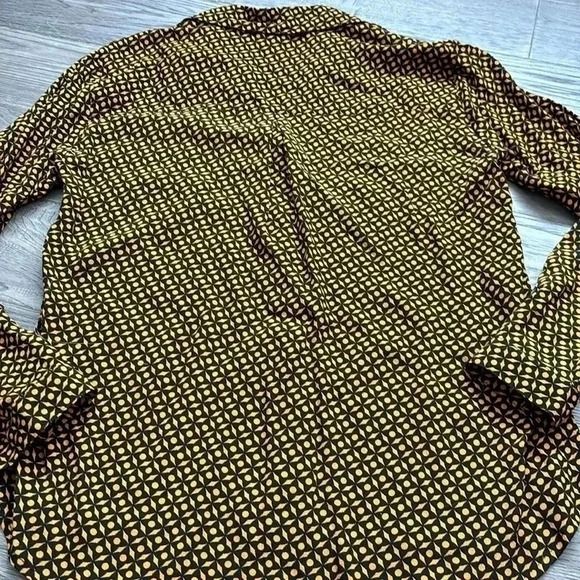 🔥Esqualo🔥 | Gold and  black patterned button up blouse - Picture 11 of 11